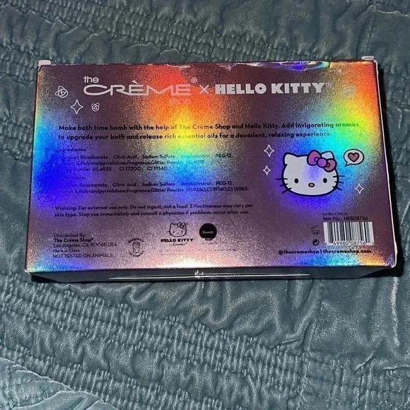 Hello Kitty Bath Bombs Set of 2 New - Picture 2 of 2